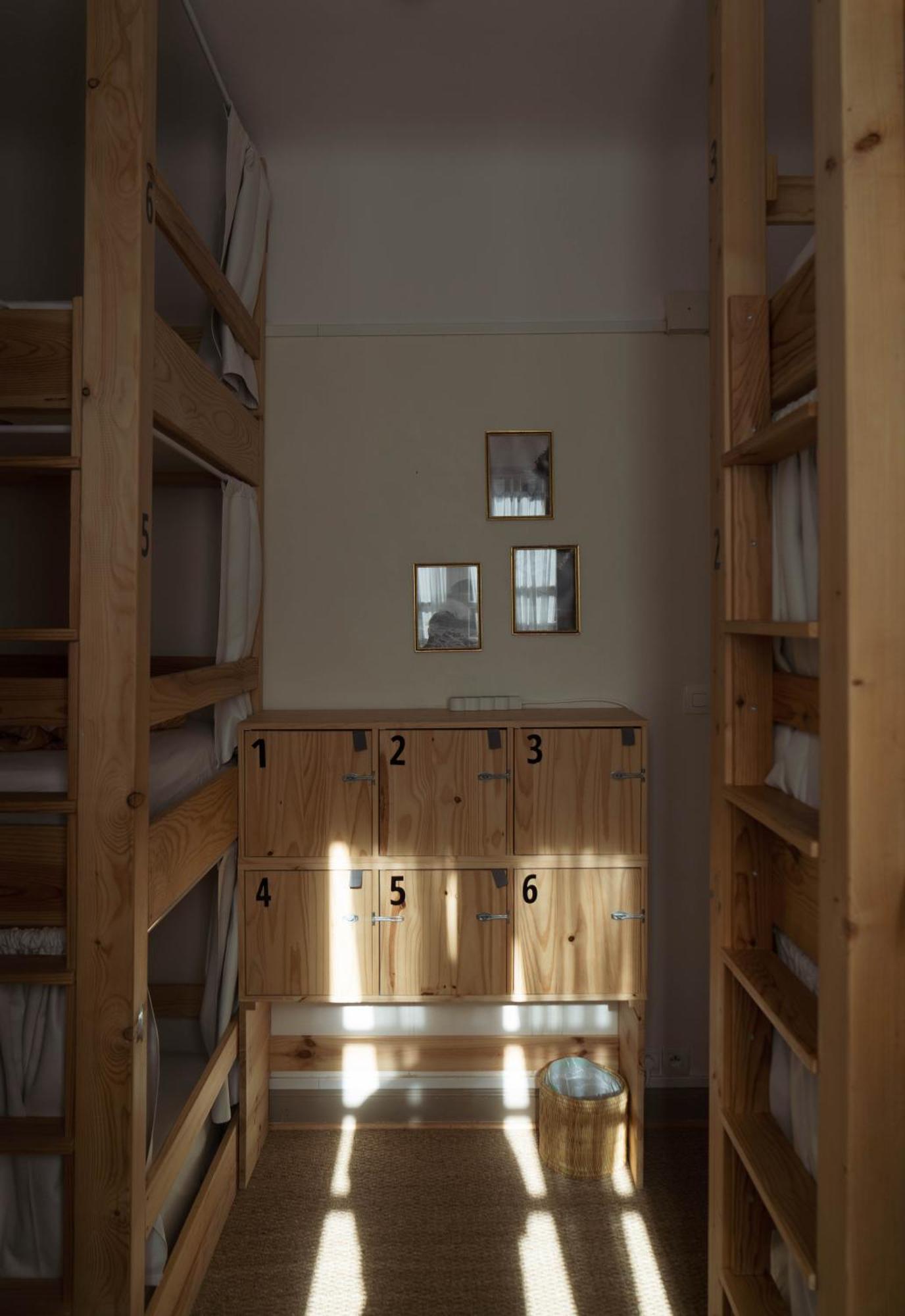 L'Escale Surf Hostel - Auberge De Jeunesse غوتاري الغرفة الصورة